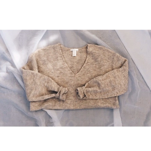 Sweater - Picture 1 of 3